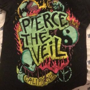 EXCLUSIVE PTV GRAPHIC TEE